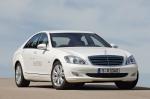 Mercedes-Benz S400 BlueHYBRID 2009 года